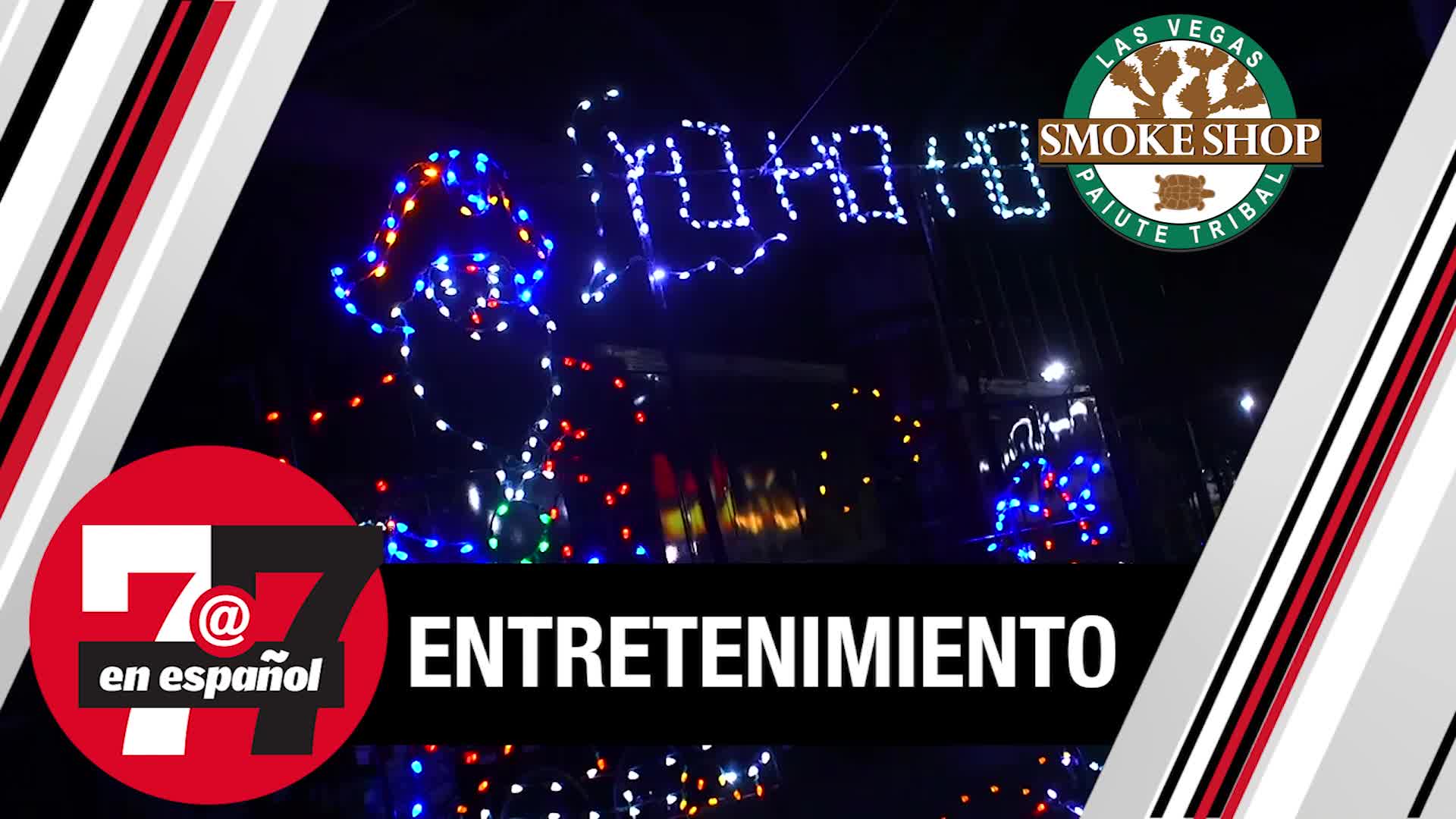 Adornos de Navidad en el autódromo de Las Vegas