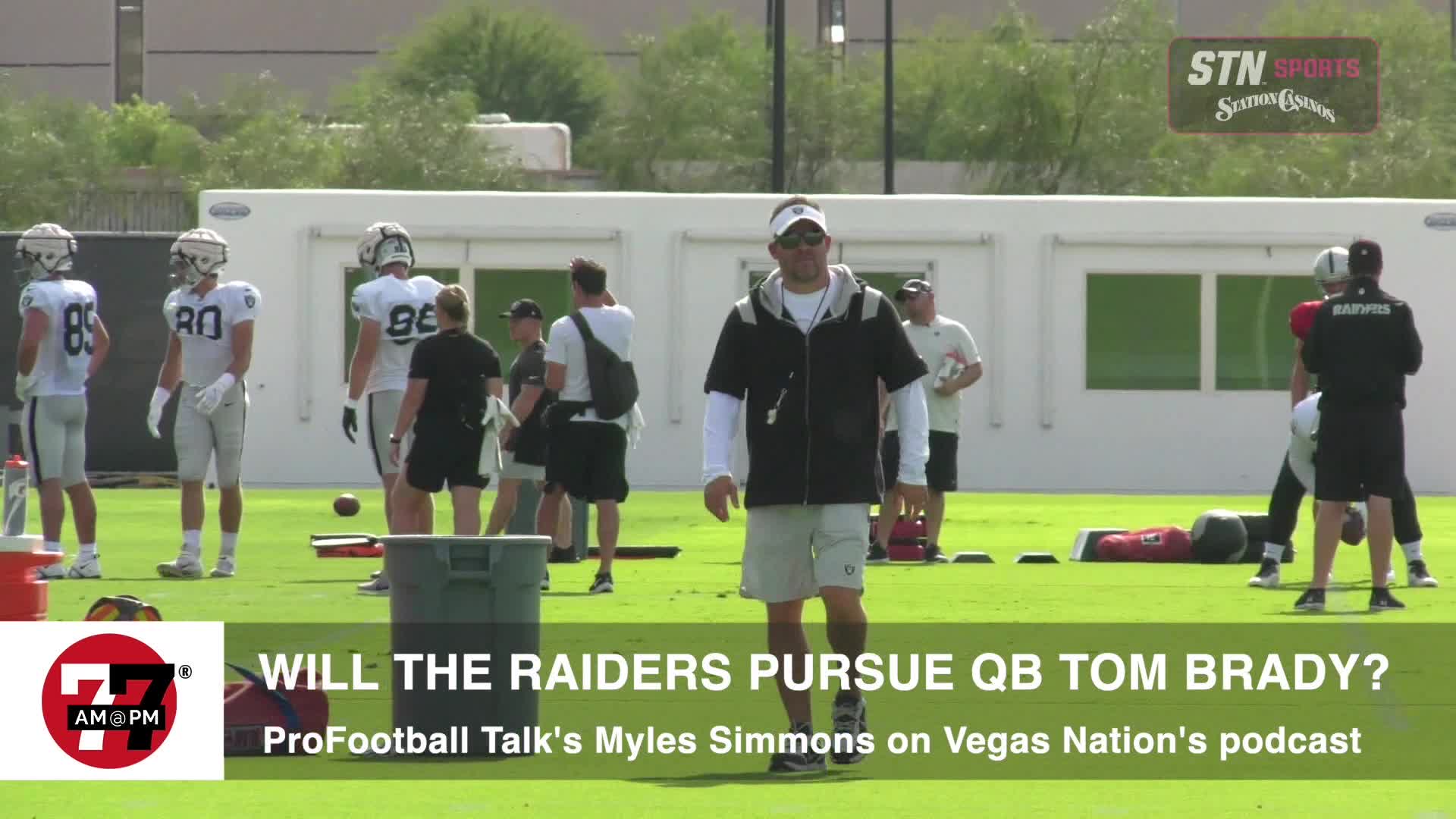 Myles Simmons gives his opinion on the Raiders QB situation