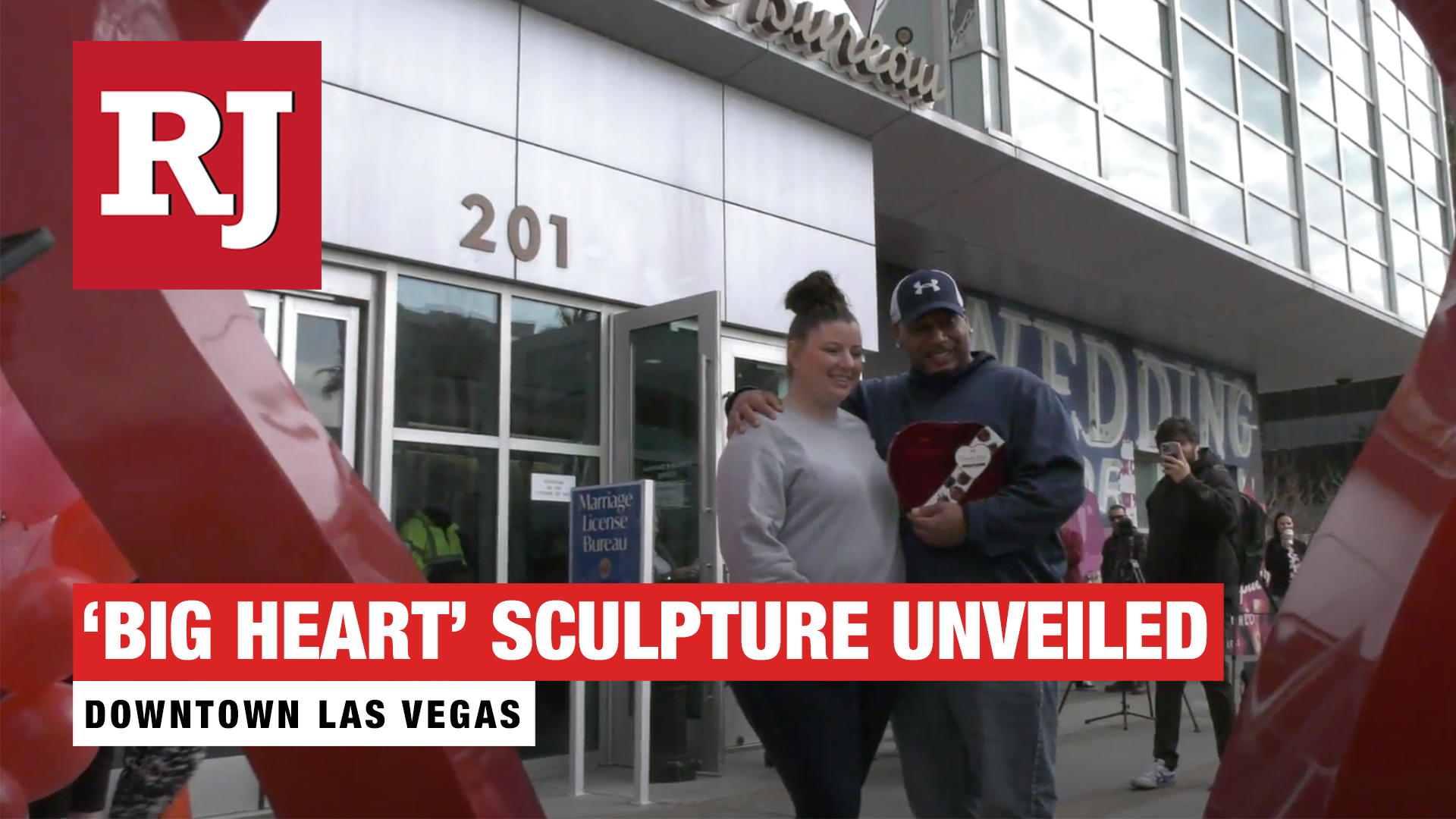 Big Heart Sculpture unveiled in Downtown Las Vegas