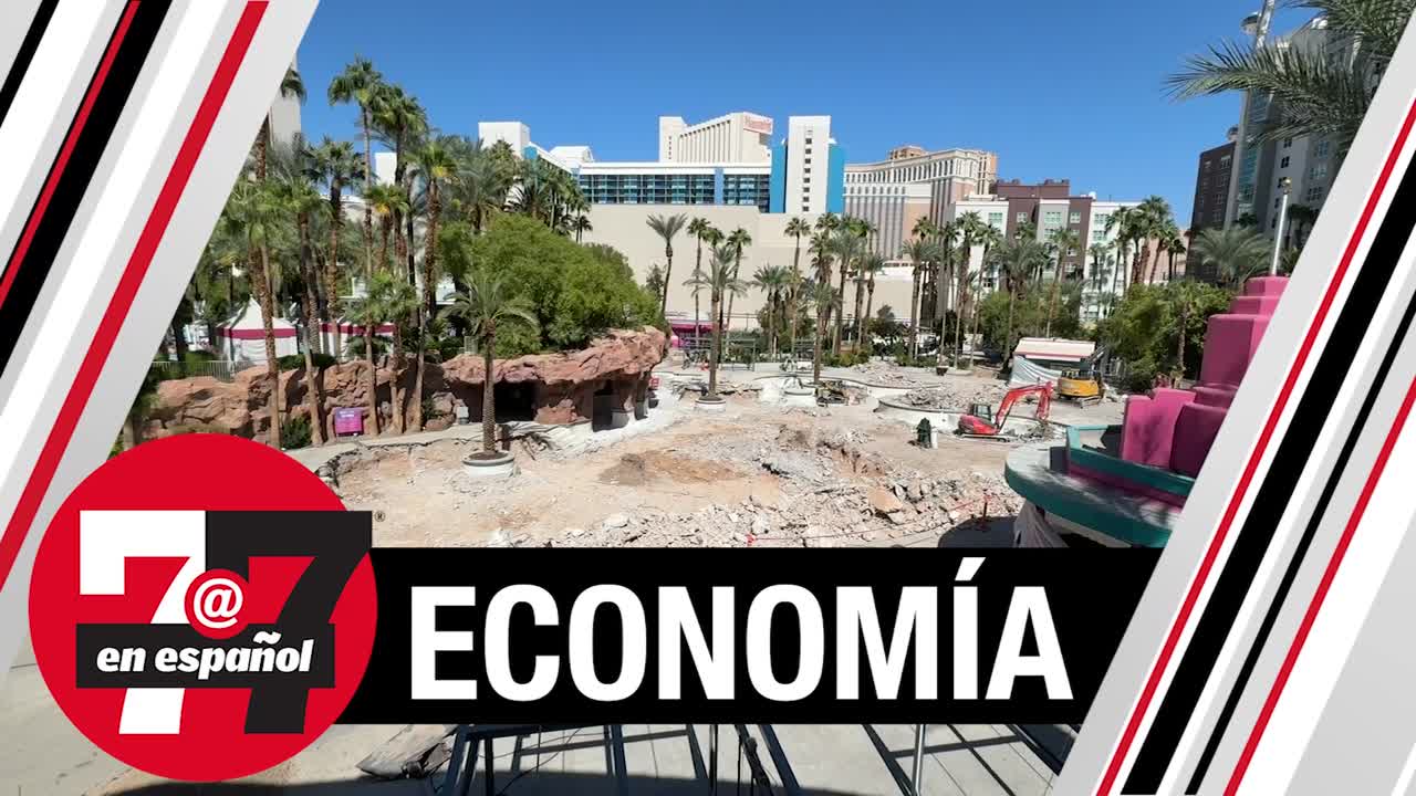 La piscina del hotel y casino Flamingo es renovada