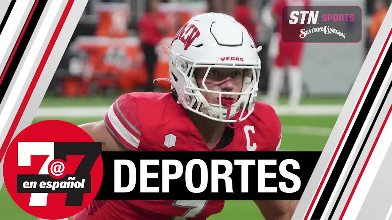 El destacado jugador de la UNLV, Jackson Woodard es reconocido