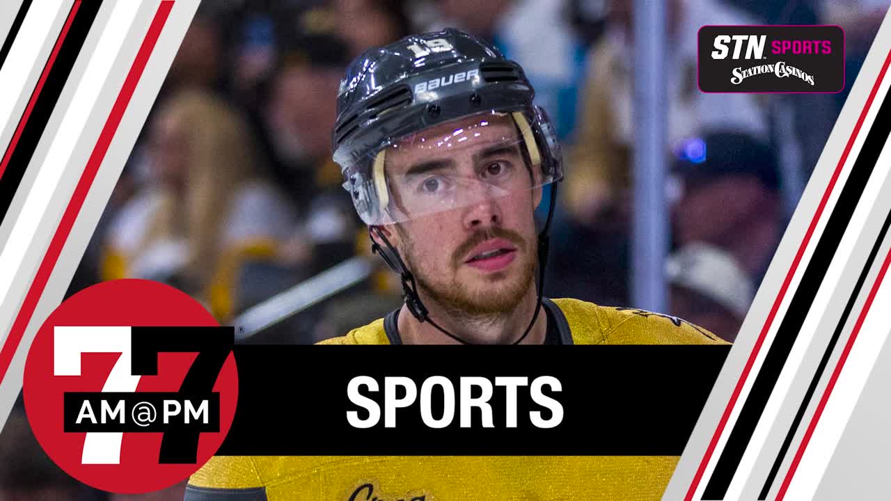 Golden Knights re-sign Reilly Smith