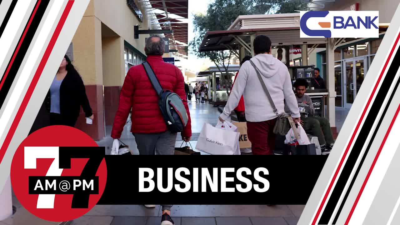 Consumer spending falls in Las Vegas as tourism slides