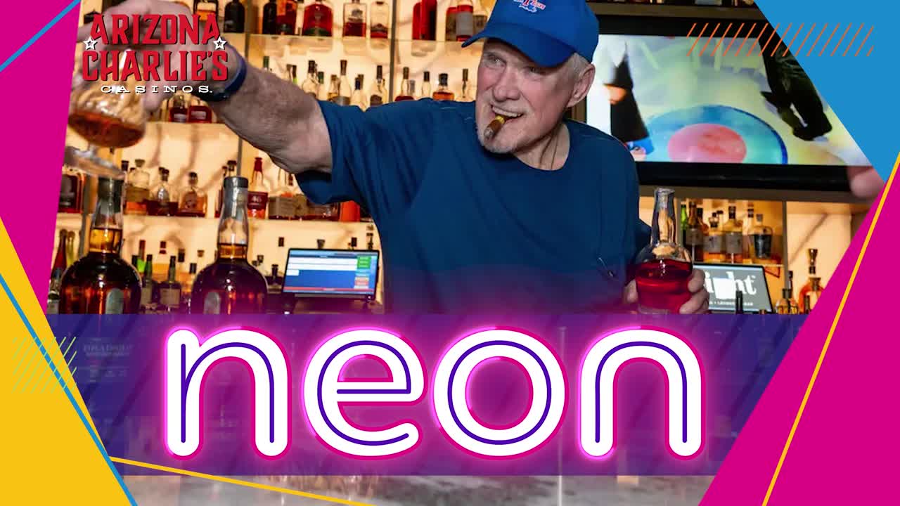 4-time Super Bowl champ makes his pick in Las Vegas Strip appearance