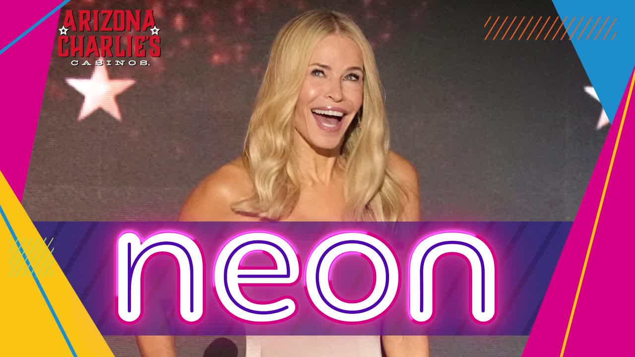Chelsea Handler finds money and love at Vegas blackjack table