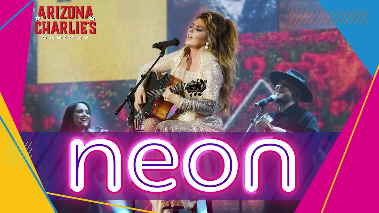 Top-selling country female artist ever to host ACM Awards in Vegas