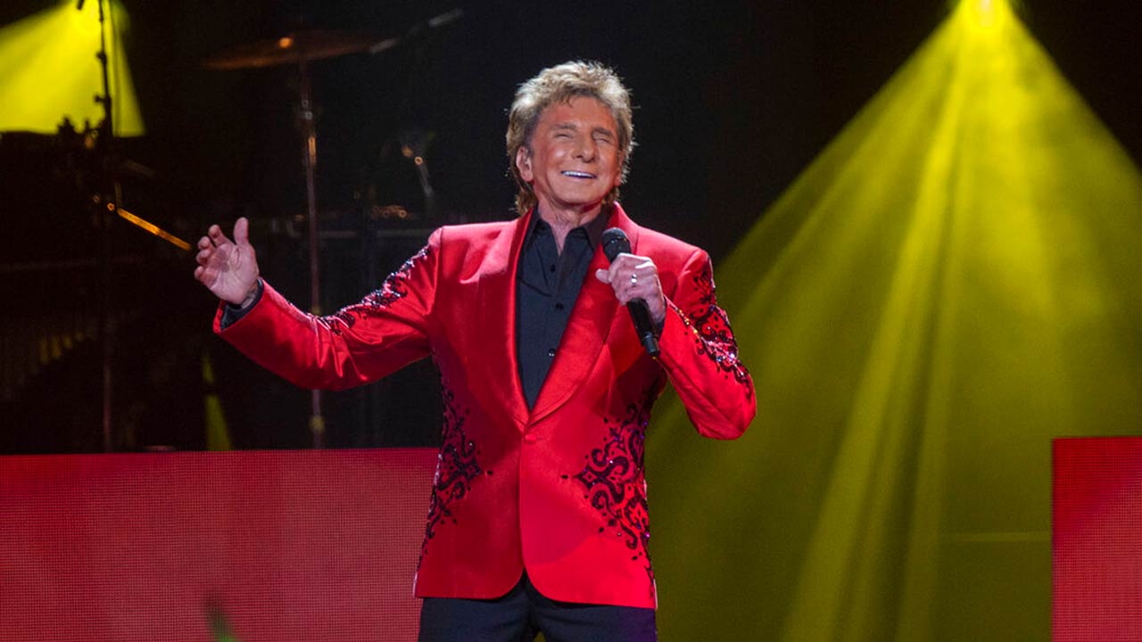 Barry Manilow To Perform Last Oklahoma City Concert At Paycom Center In August