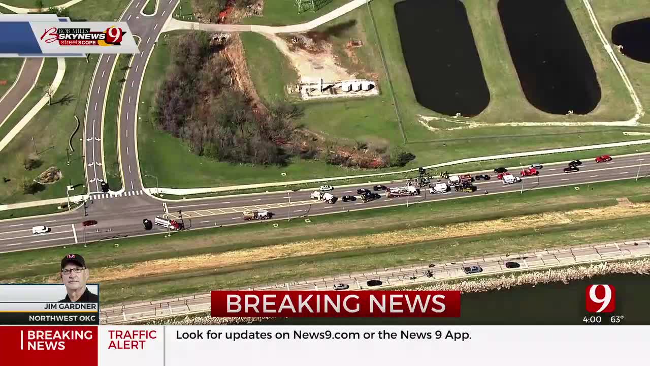 4 Injured In Northwest Oklahoma City Head-On Crash