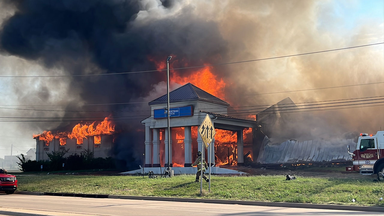 Authorities Battle 3-Alarm Fire At Vacant Motel In SE Oklahoma City