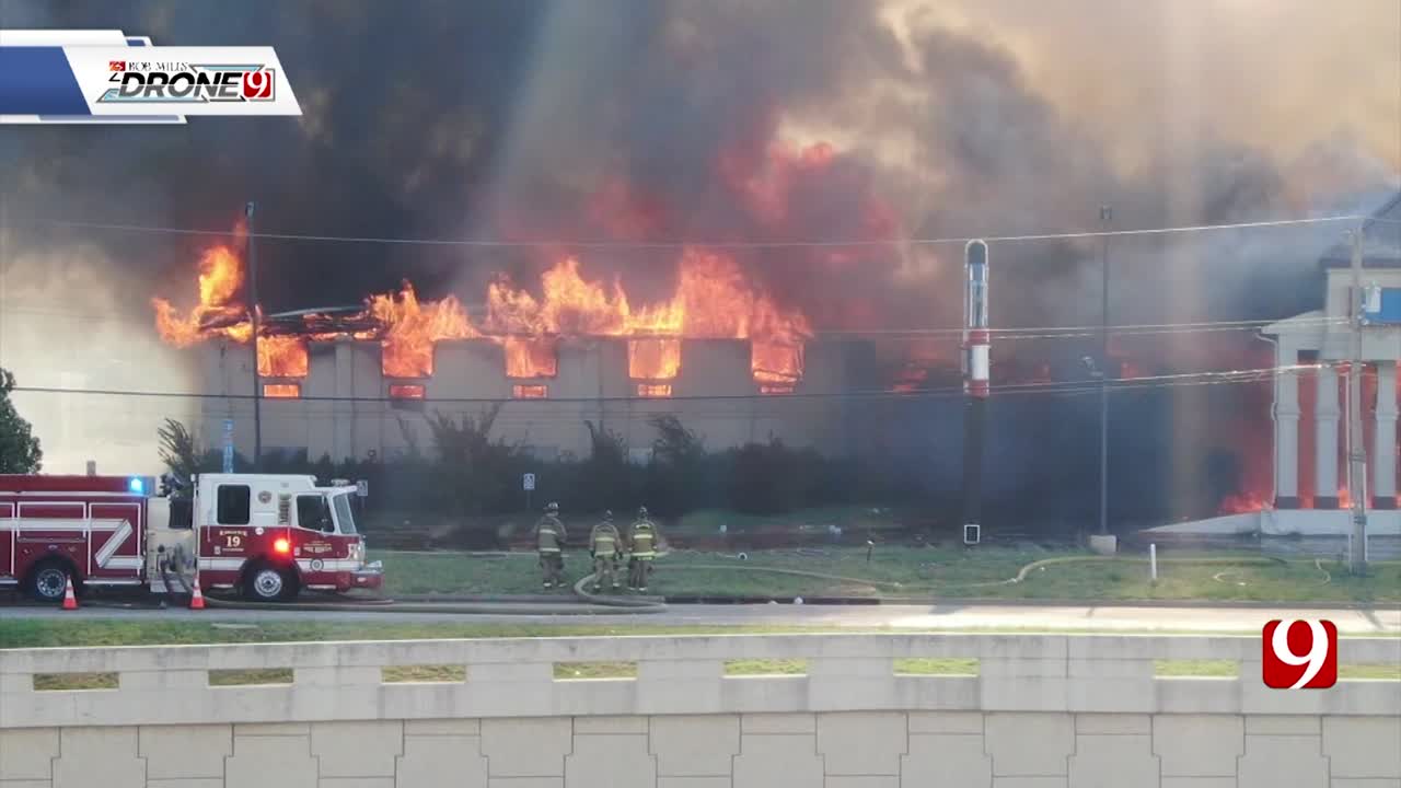 Fire Destroys Vacant Hotel In SE Oklahoma City