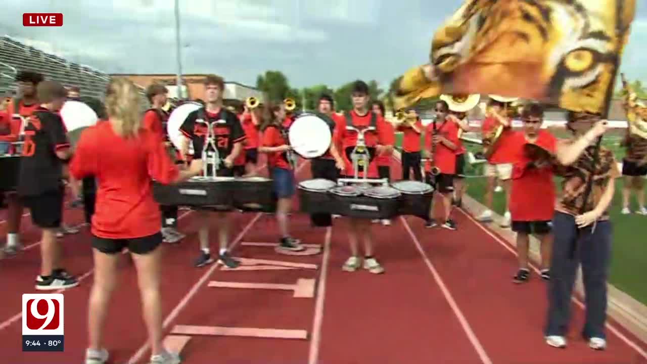 The Porch Visits Norman High School Pep Rally Before Game Against Piedmont