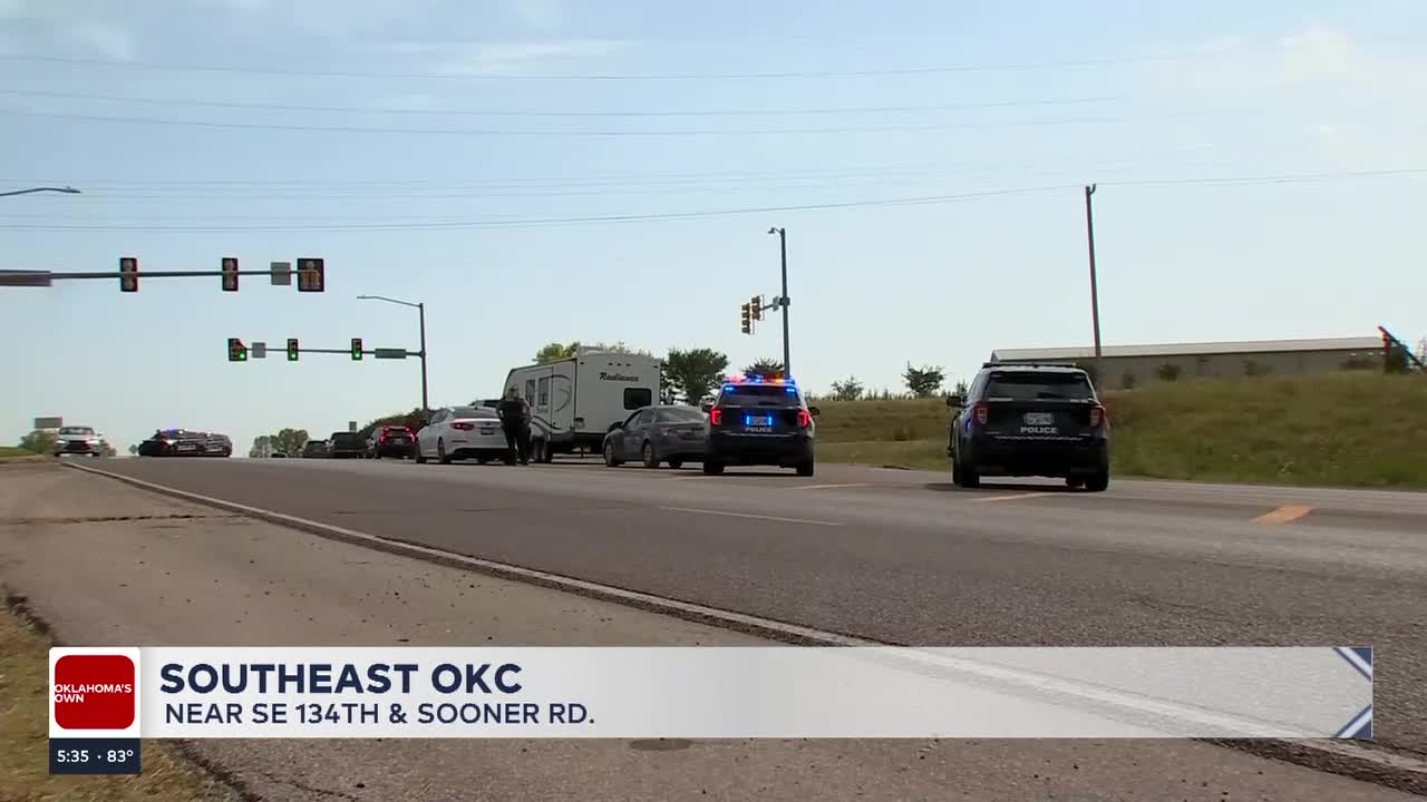 1 In Critical Condition After Being Struck By Vehicle In Se Okc 8483