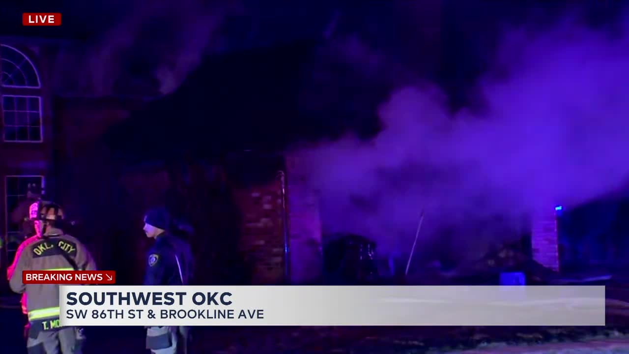 Firefighters extinguish SW OKC house fire