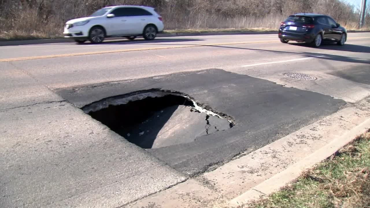 Sinkhole appears in southwest Oklahoma City