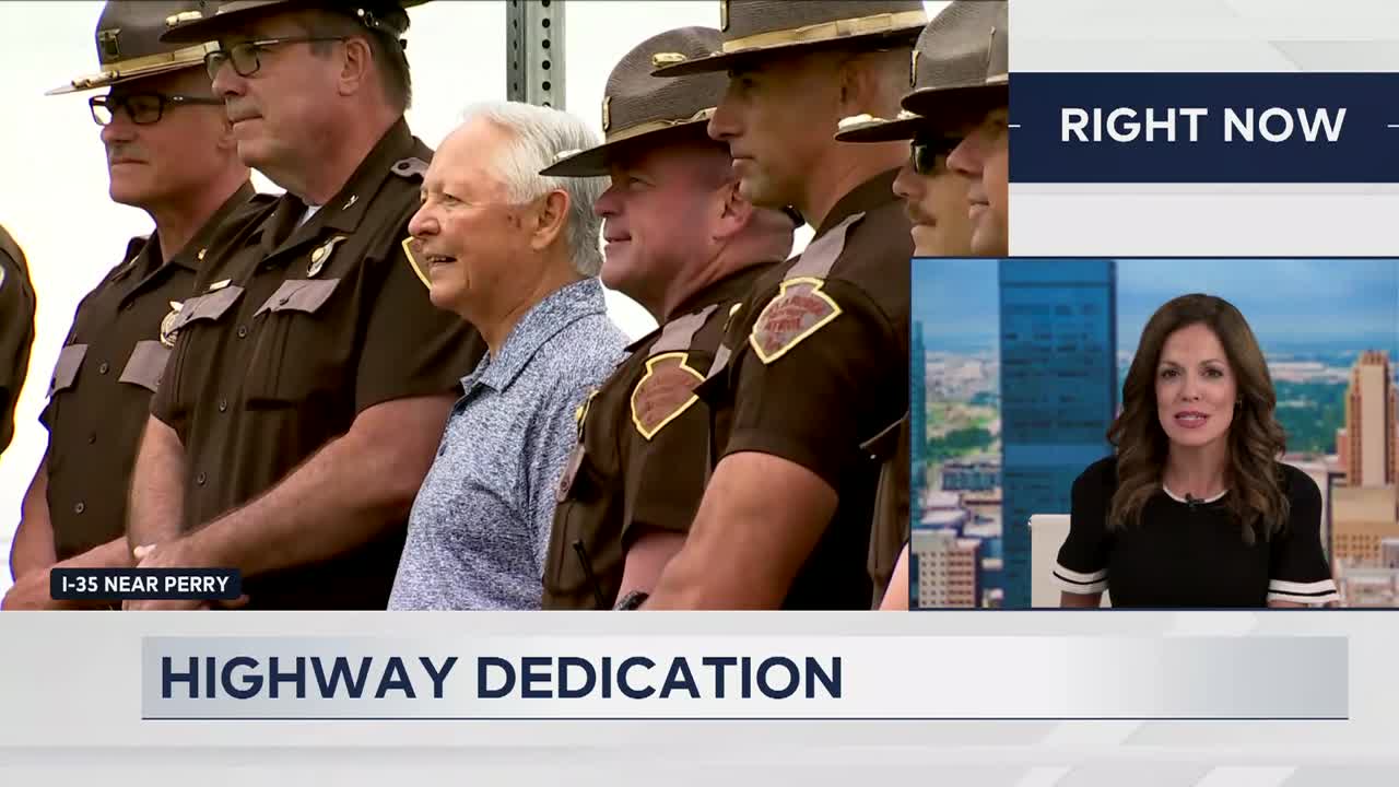 I-35 sign honoring Oklahoma Highway Patrol trooper who arrested Timothy McVeigh unveiled near Perry