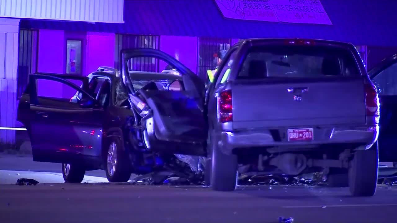 2 people killed in head-on crash in SW OKC