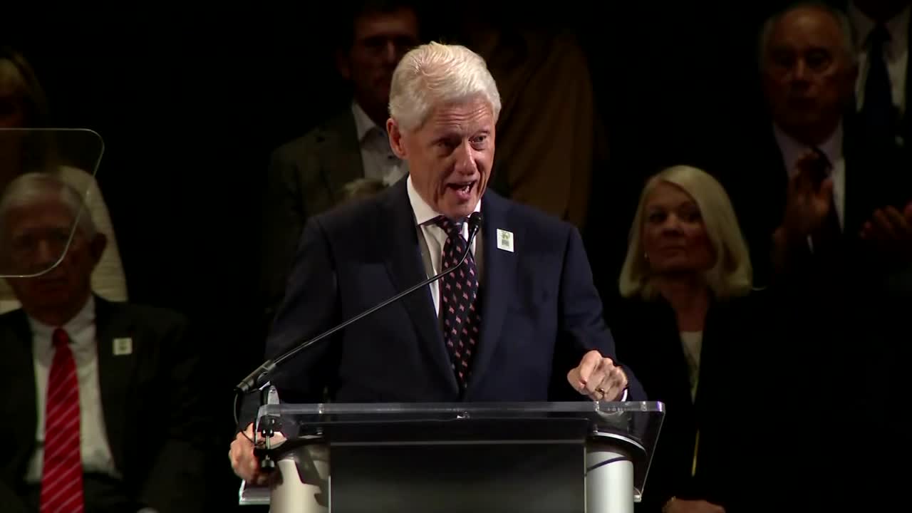 Bill Clinton to Deliver Eulogy at Oklahoma's Former Gov. George Nigh's Memorial Service