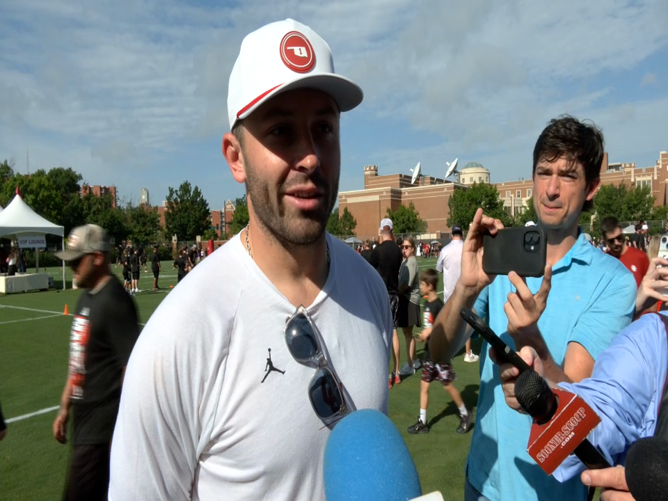 Baker Mayfield returns to OU for youth camp ; talks Sooners , contract , OKC stadium