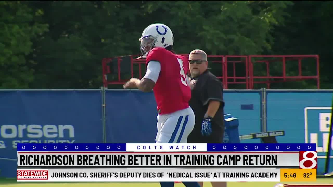 Steichen, Taylor share conversation during Colts training camp - WISH-TV, Indianapolis News, Indiana Weather