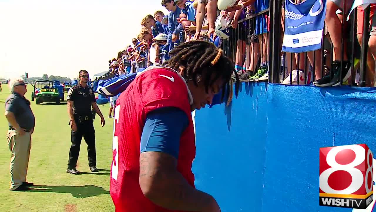 Anthony Richardson signs autographs for young fans at training camp -  WISH-TV, Indianapolis News, Indiana Weather