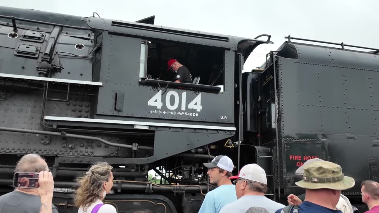 Union Pacific Big Boy Steam Locomotive Draws Thousands During Historic Western New York Tour Stop