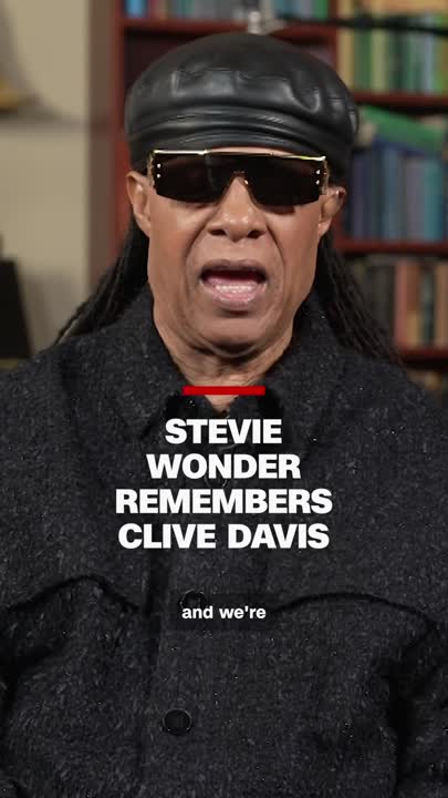 Music Industry Mourns Legend Clive Davis
