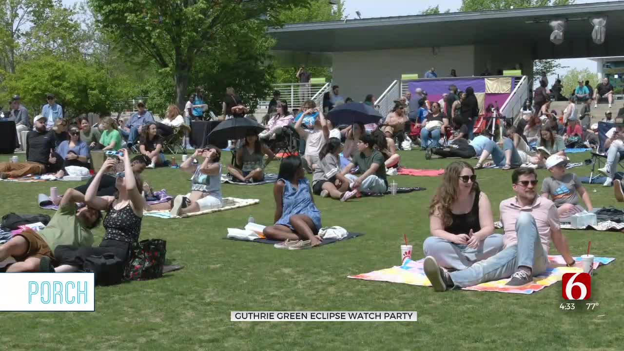 Hundreds Watch Solar Eclipse At Guthrie Green