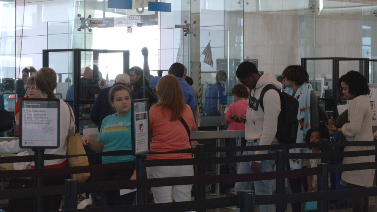 Prepare To Arrive Early At Tulsa International Airport As Long Lines Expected For Memorial Weekend Travel
