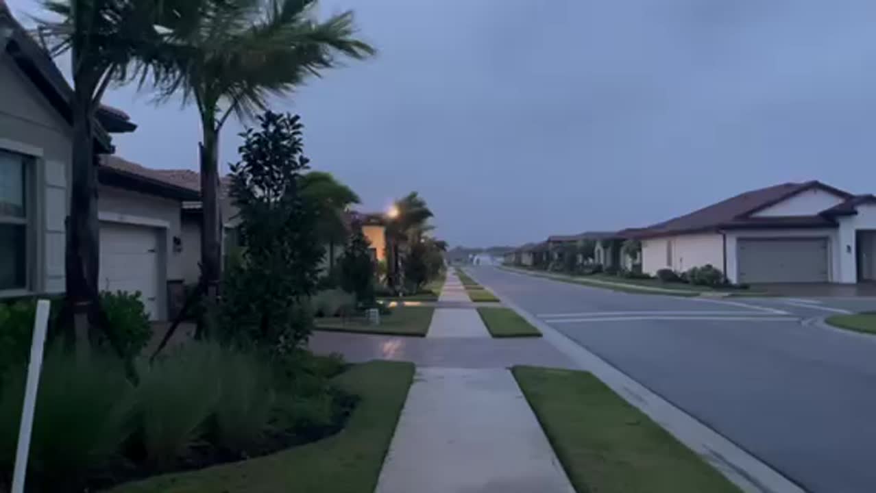 Hurricane Milton Approaches Florida - Timm Crone Footage