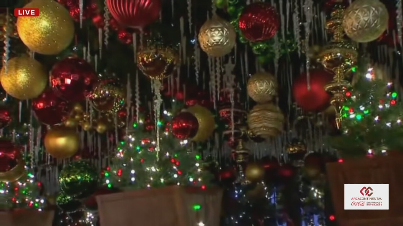 The Porch: Roosevelt's In Tulsa Is Ready For Christmas With 2 Miles of Garland & Hundreds Of Ornaments