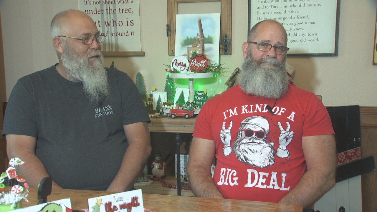 Brothers Create Holiday Magic With Christmas Displays In Coweta