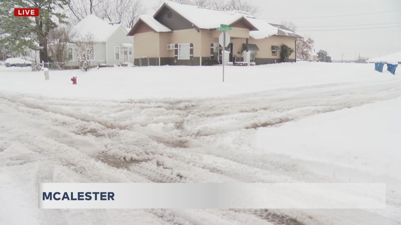 City Crews Work Clear Roads In McAlester