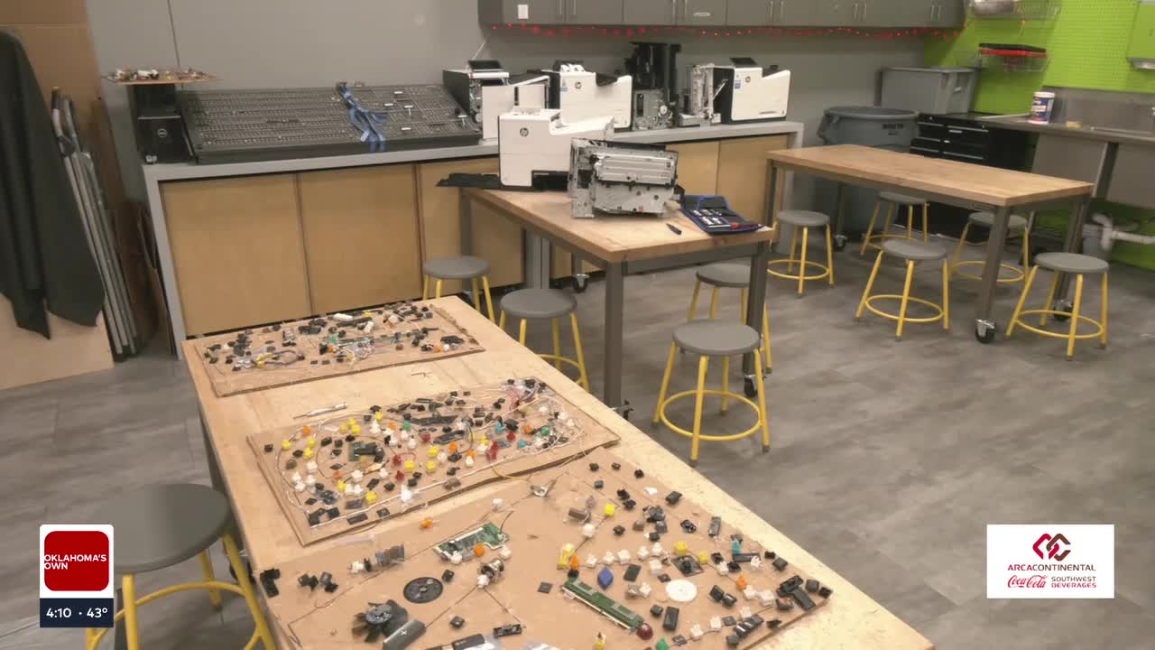 Discovery Lab hosts free 'Introduce a Girl to Engineering' events