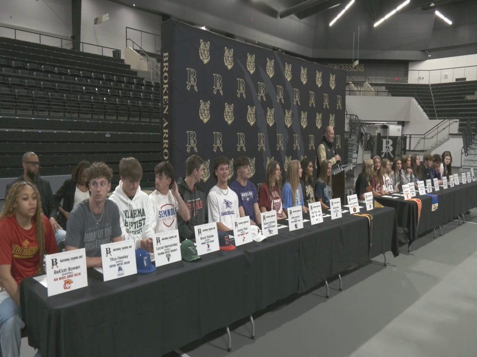 Broken Arrow Signing Day