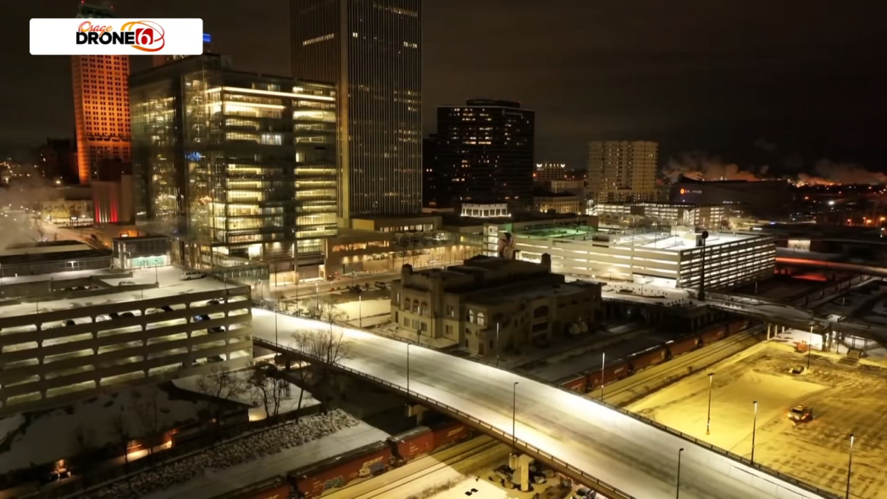 Tulsa road crews continue to monitor conditions, treat streets