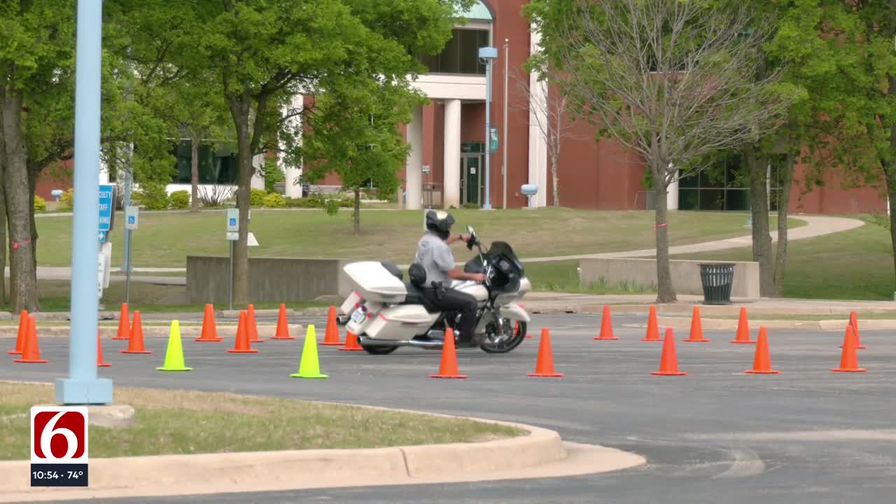 Broken Arrow officers and riders team up for motorcycle safety course in Green Country
