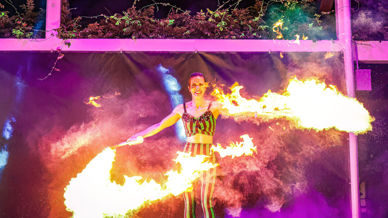 Free fire circus show to light up Guthrie Green with pyrotechnic spectacle