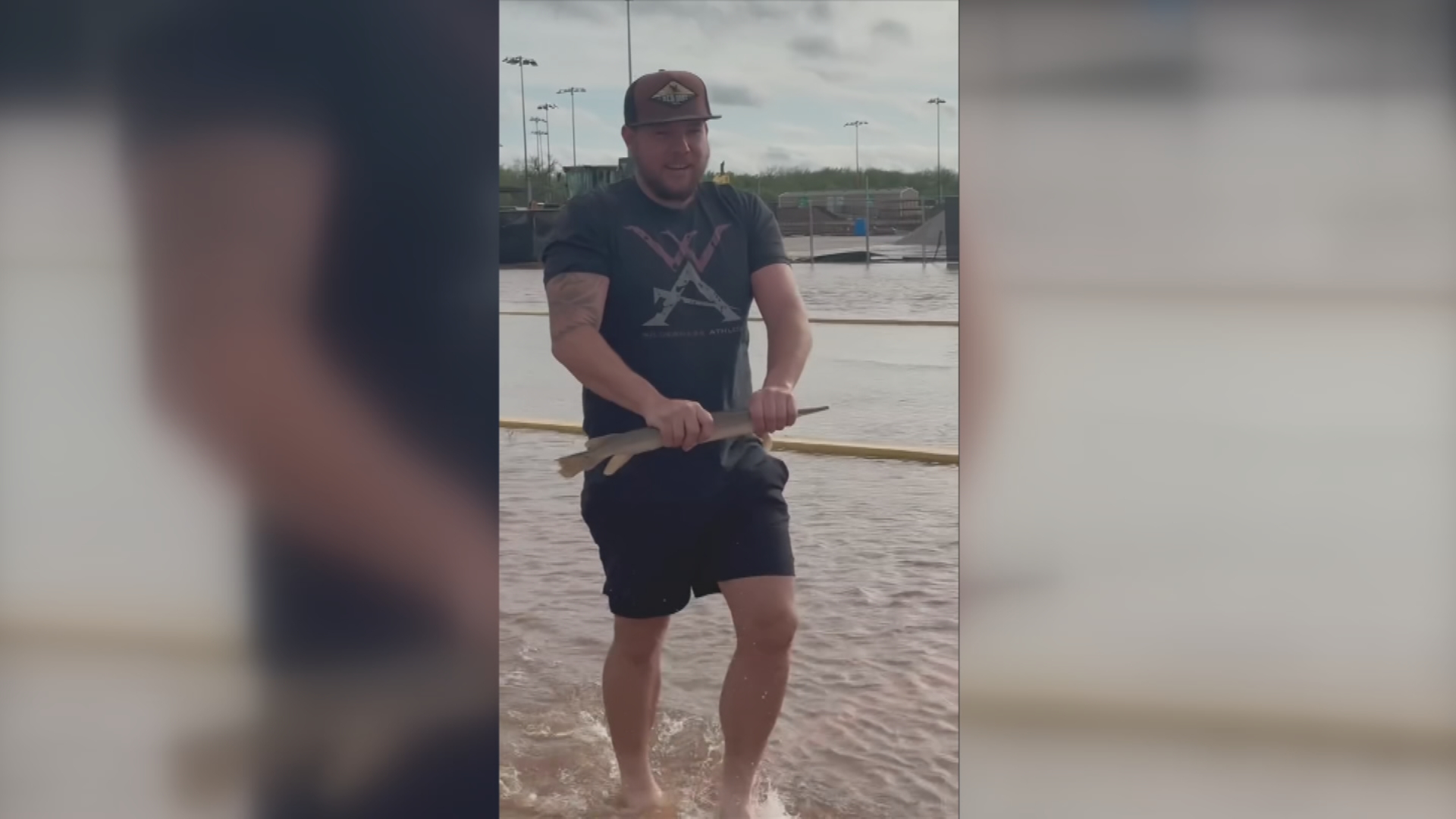 Noodling while bowling: Oklahoma outdoorsman catches fish in flooded parking lot