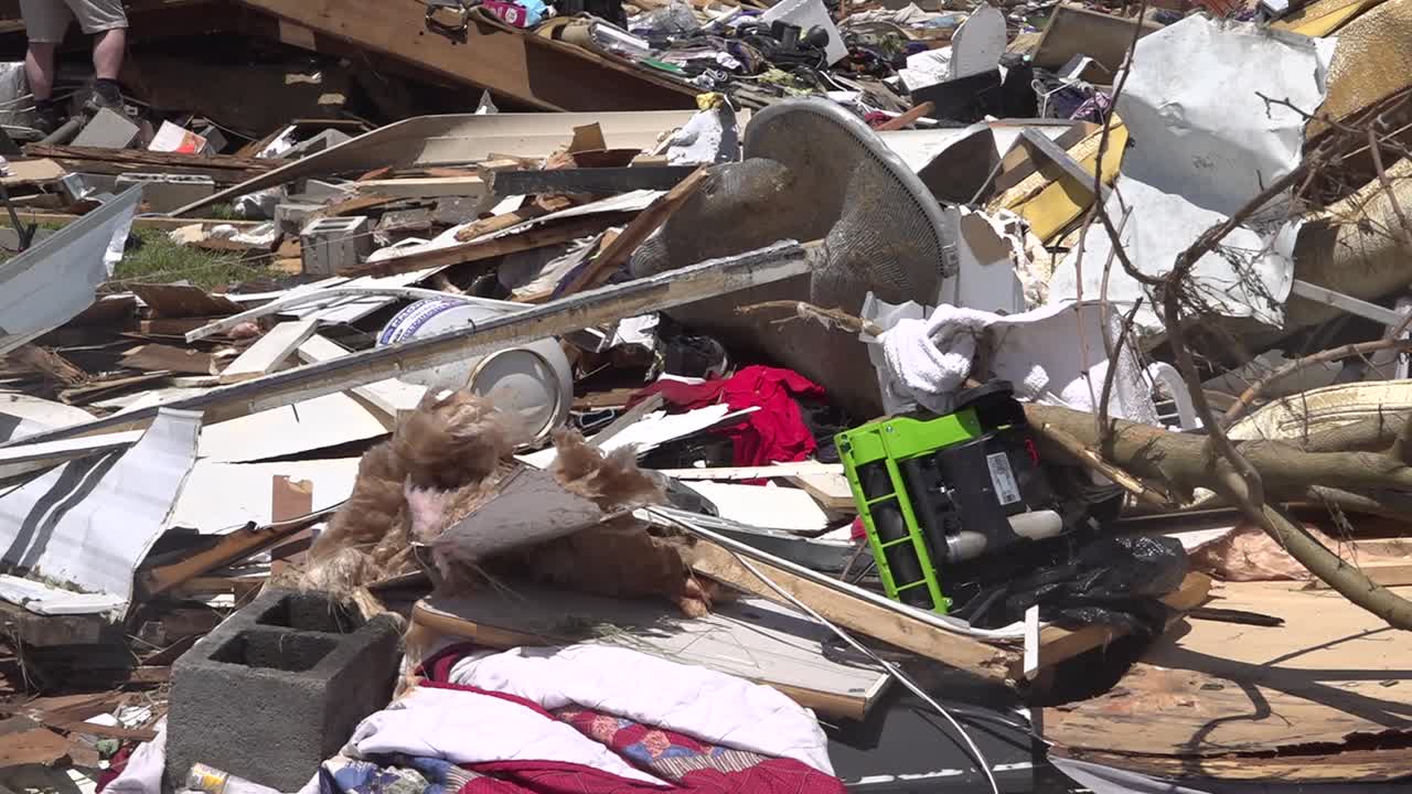 27 killed, homes leveled as tornadoes devastate parts of Kentucky, Missouri and Virginia