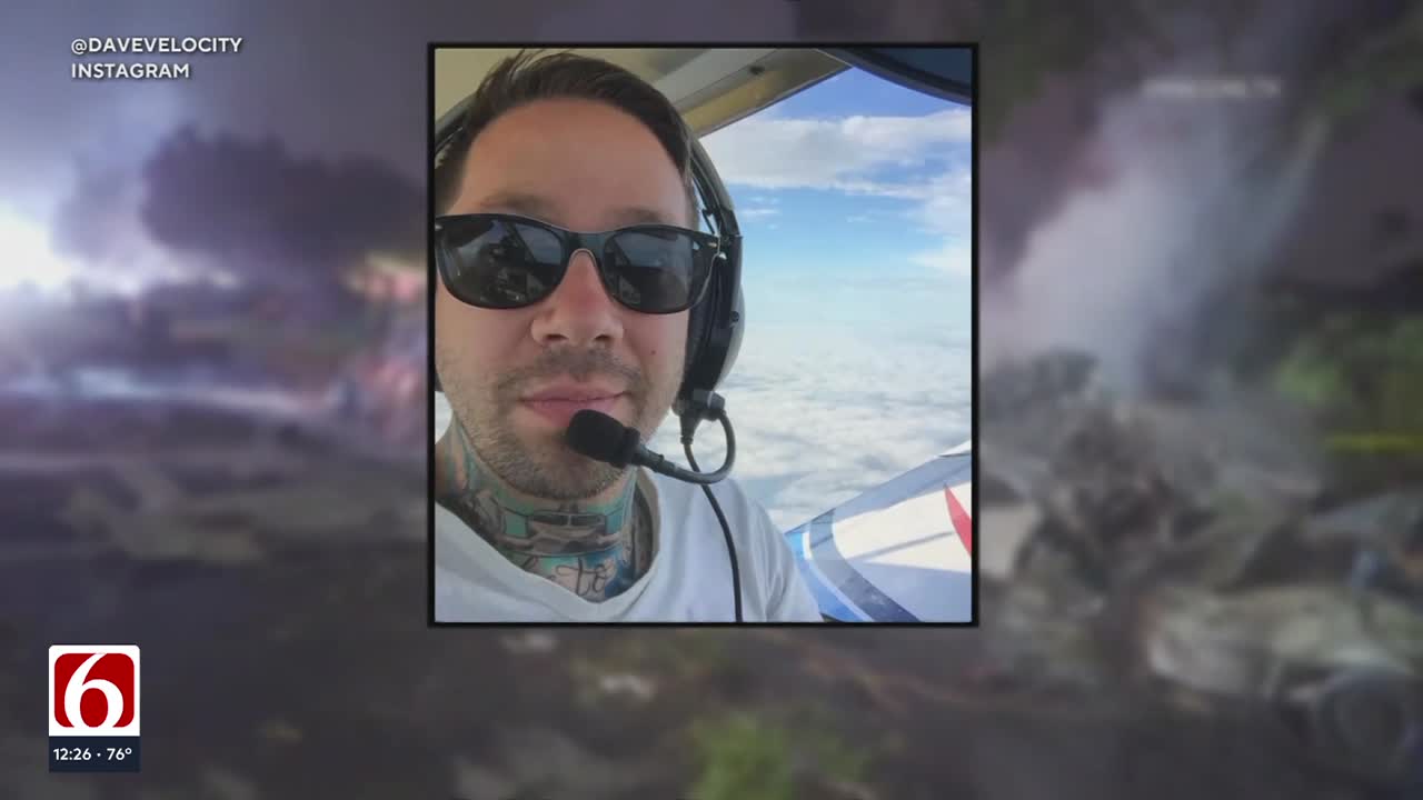 Music talent agent among dead after jet crashes into San Diego neighborhood