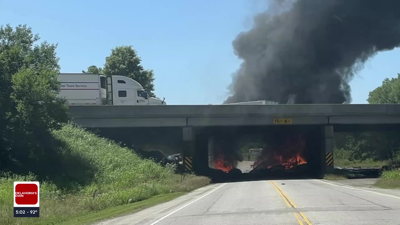 1 injured, 1 in custody following fiery crash on Will Rogers Turnpike near Vinita