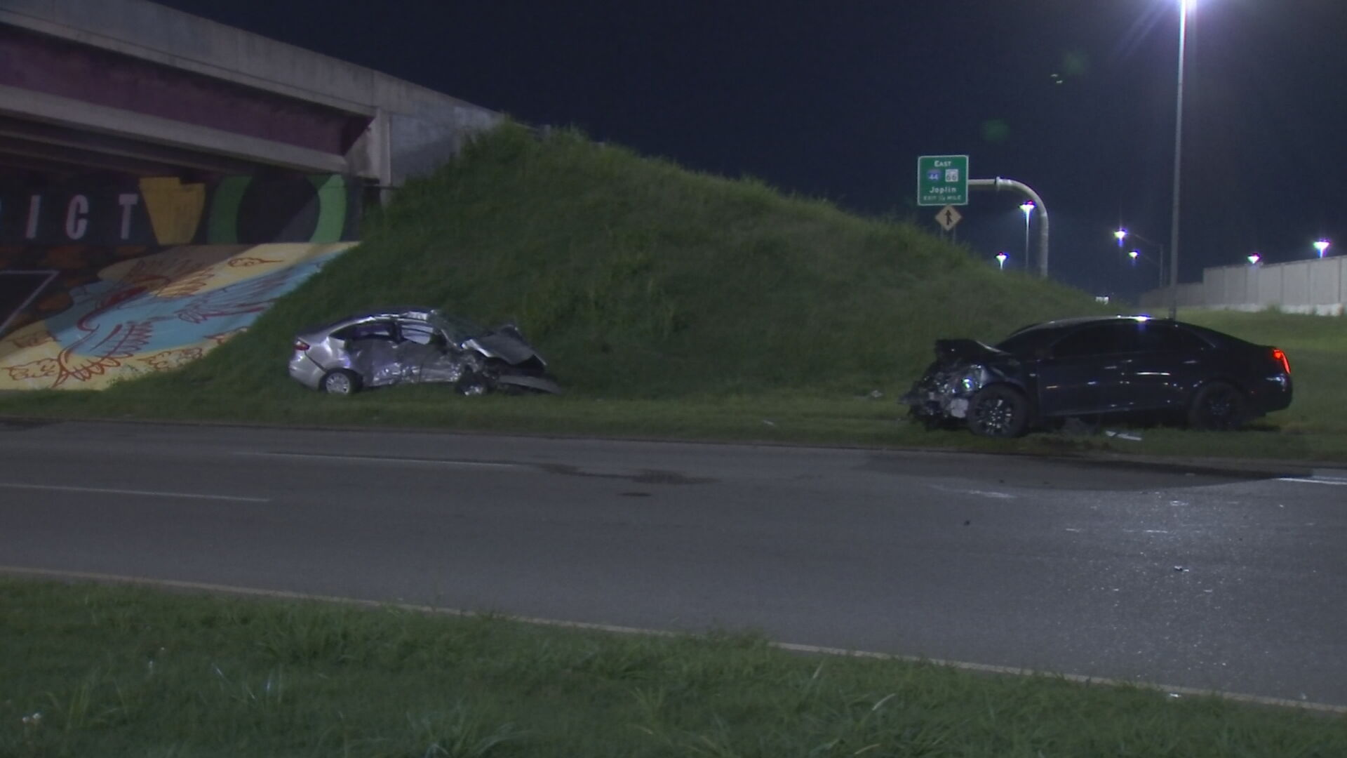 1 dead after overnight crash on 21st Street at Highway 169