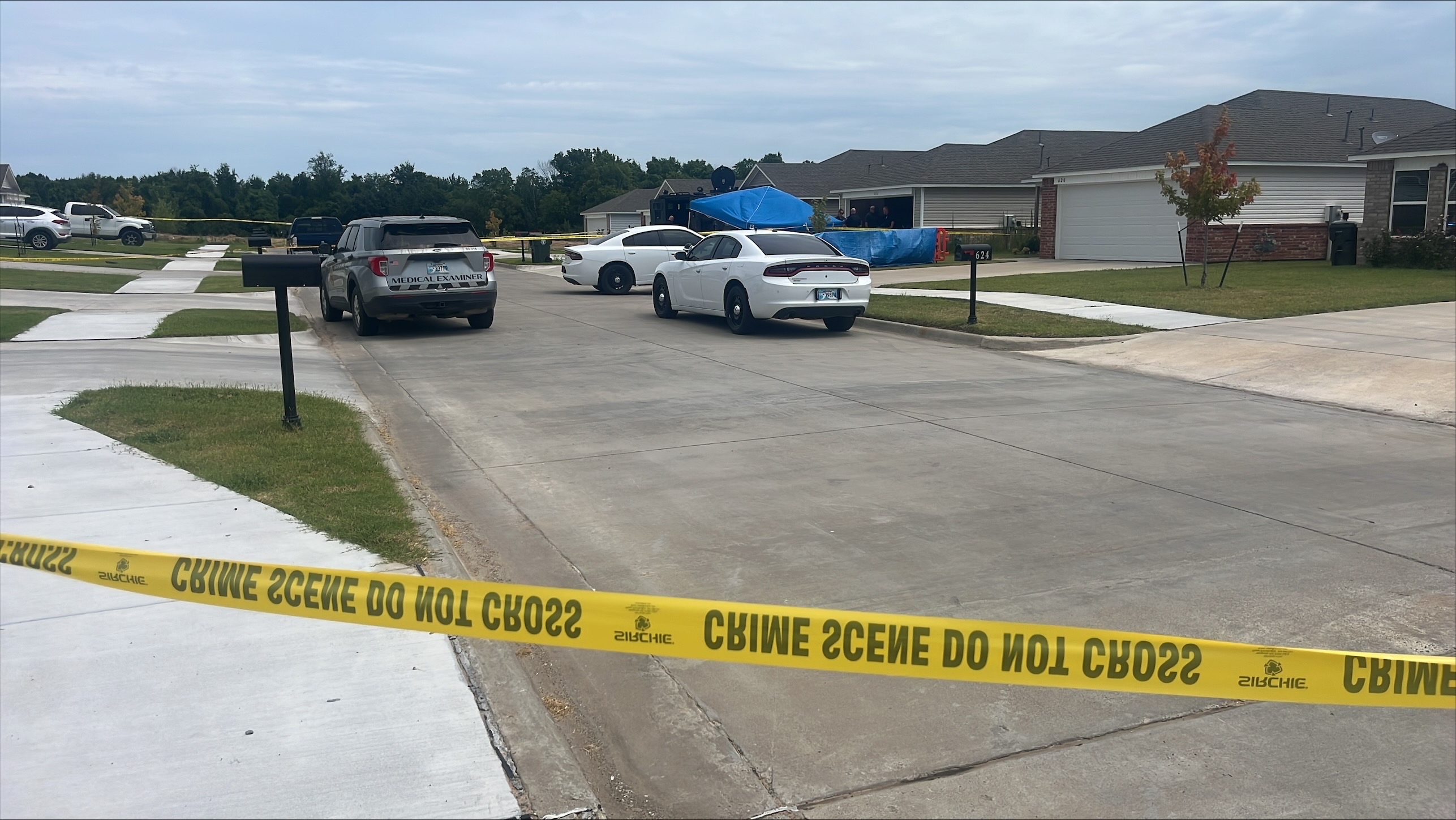 Muskogee man killed in gunfire exchange with police during incident at home