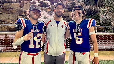Bixby’s Tyler Schneider named 2025 Oklahoma High School Broyles Award winner