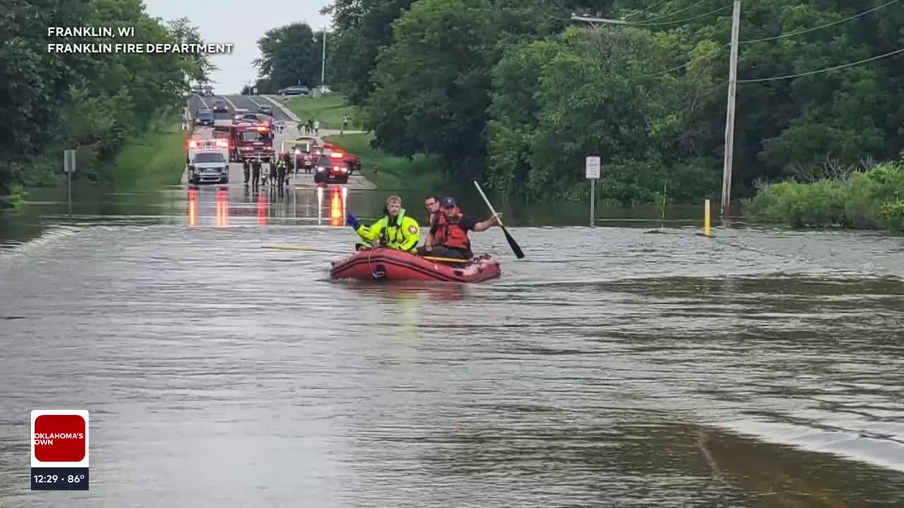 Flooding inundates Midwest as severe storms cut power, close roads and kill at least 1