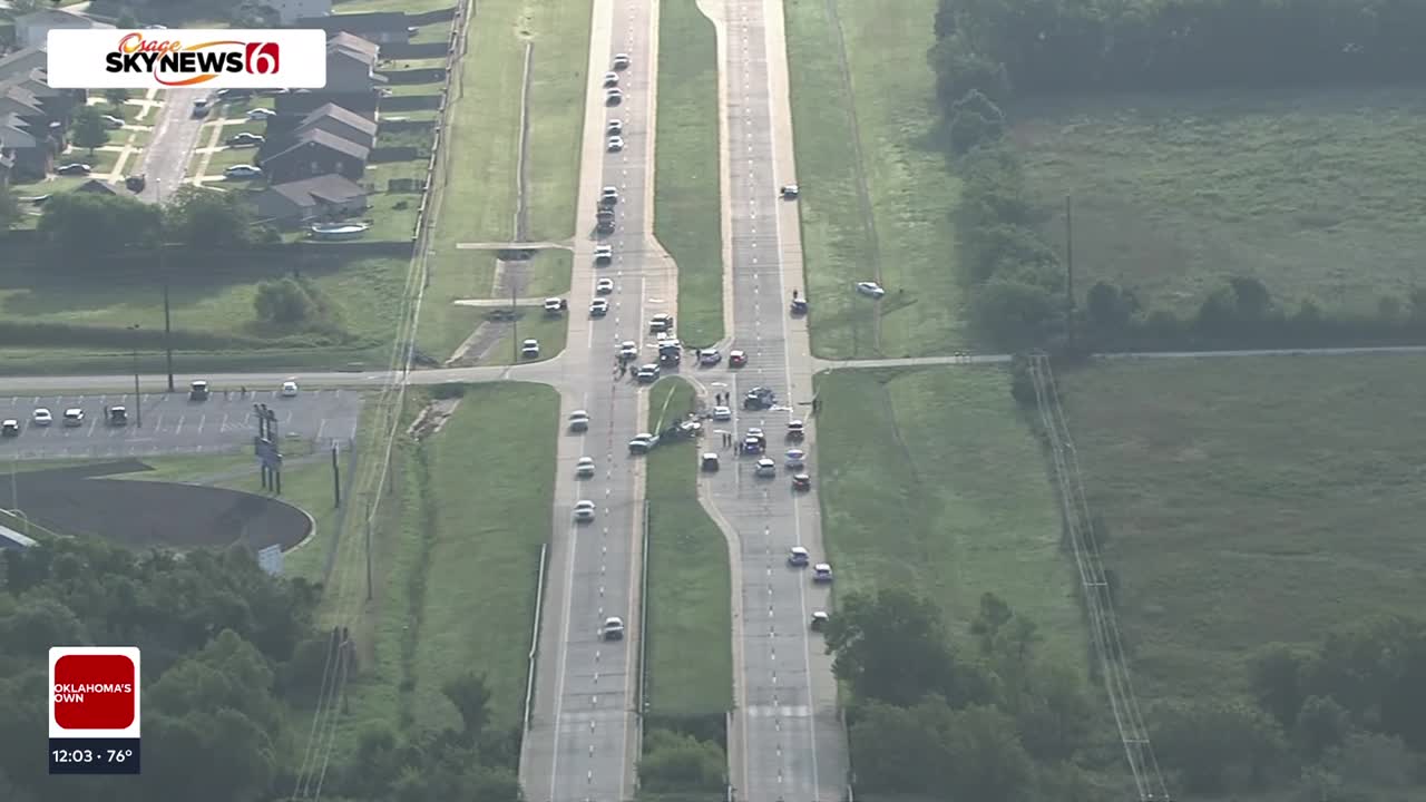 Glenpool crash leaves 1 dead, 4 injured; Highway 67 partially closed