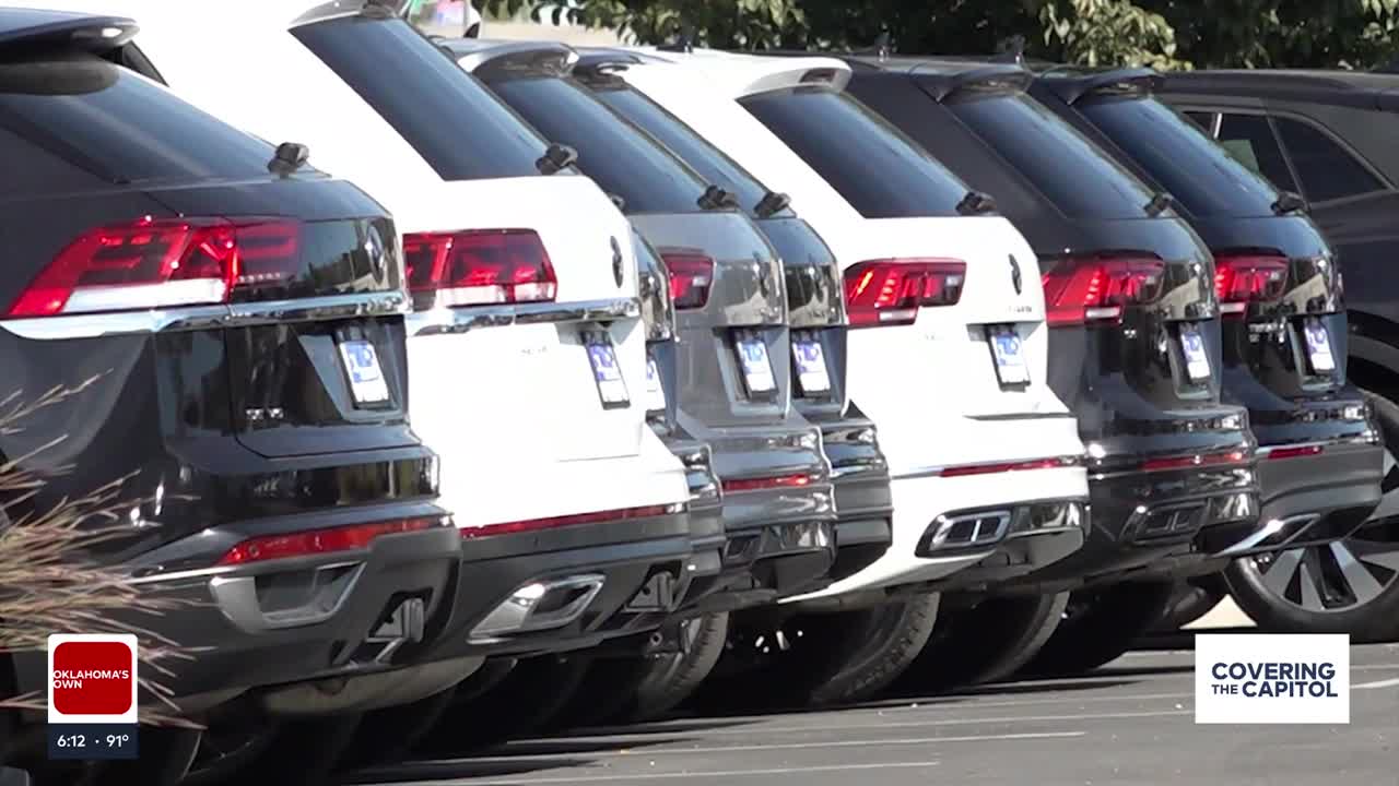 Broadcasters push legislation to keep AM radio in vehicles
