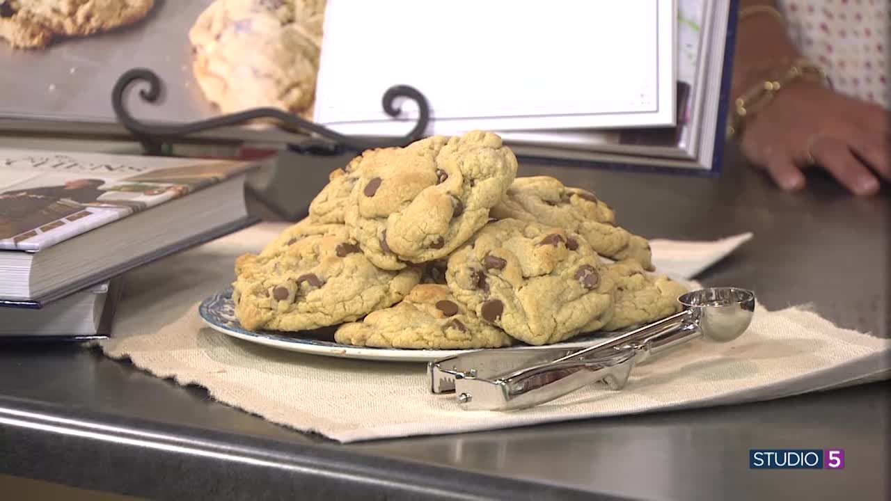 Los Angeles Rams Chocolate Chip Cookies - Two Sisters