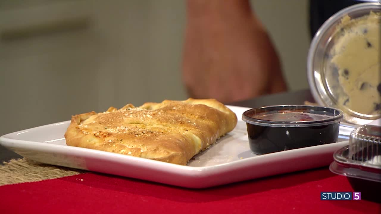 Papa Murphy's now offers personal calzones 